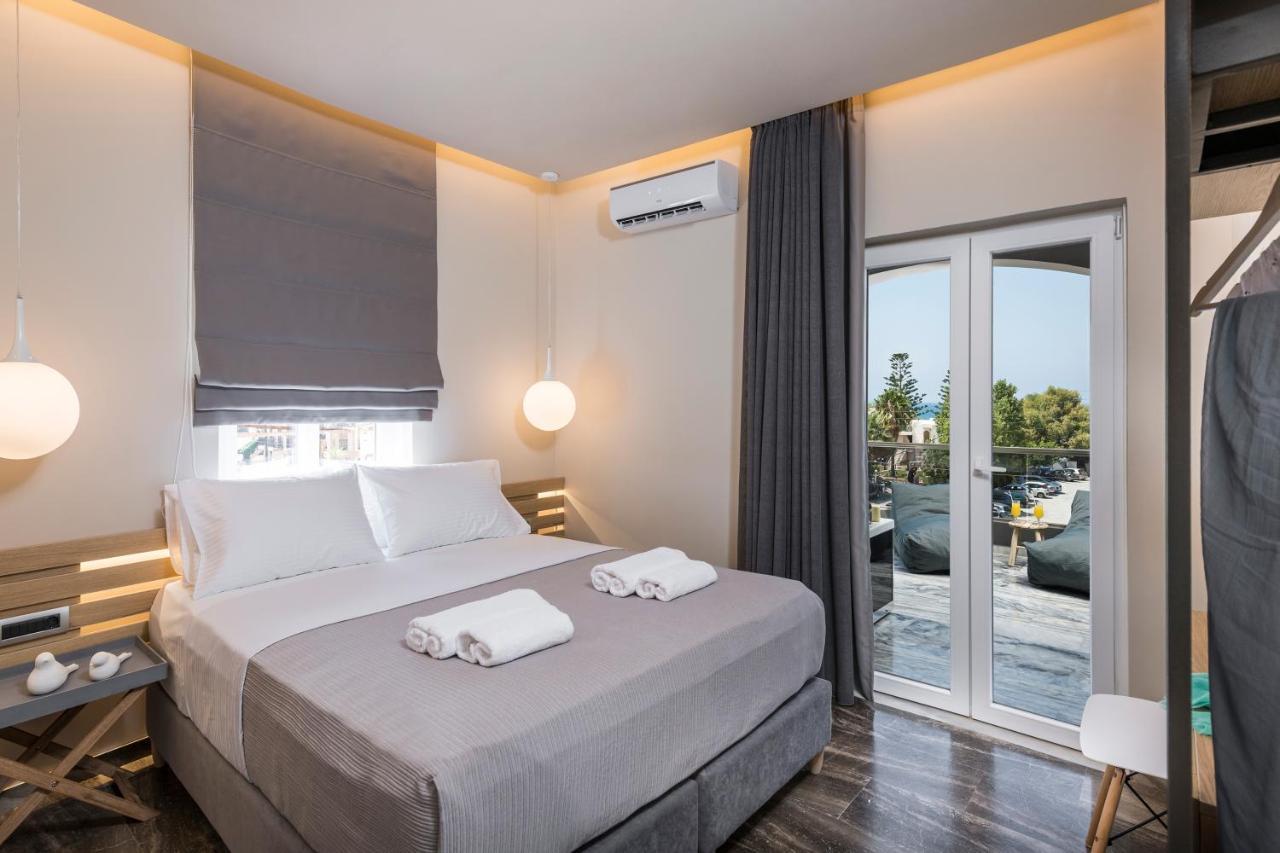 Sun Ray Luxury Apartments Agia Marina Exteriér fotografie