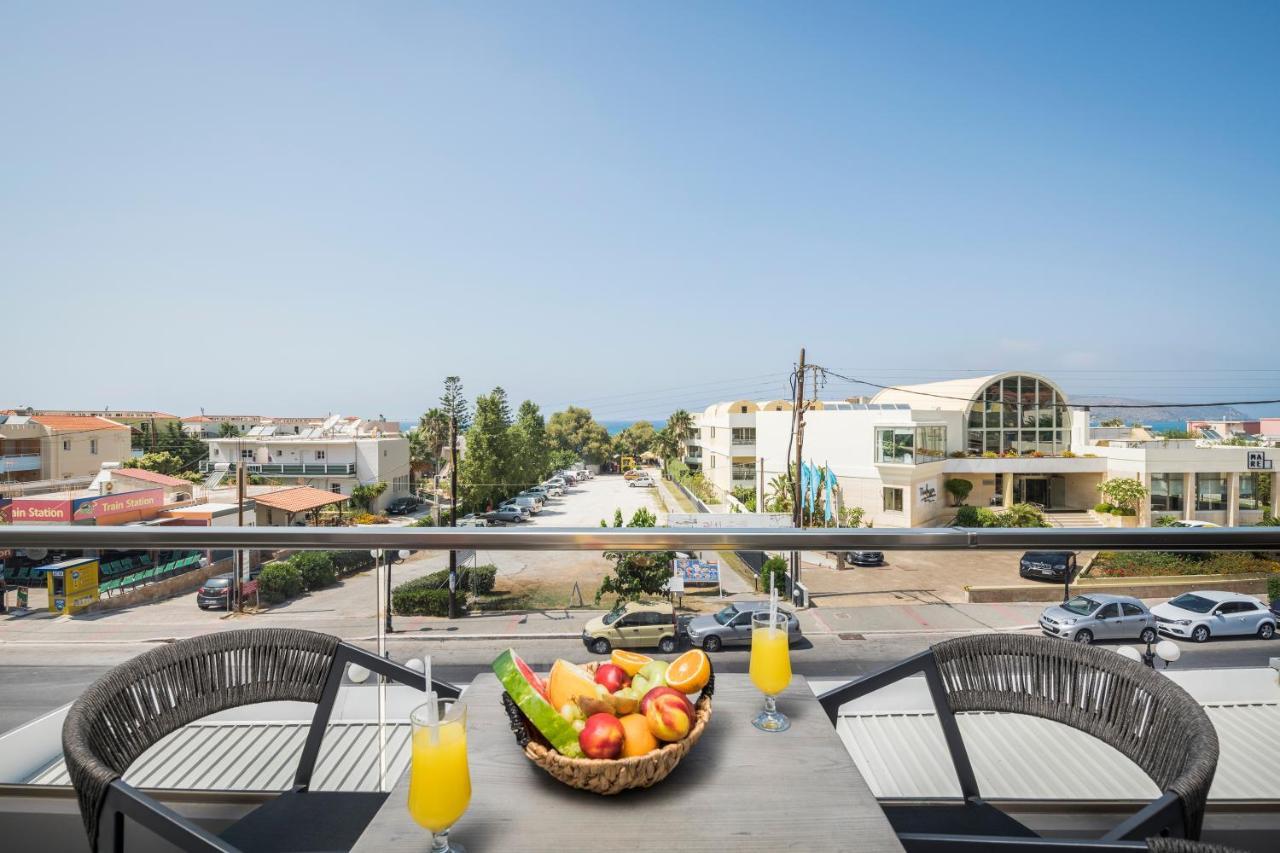 Sun Ray Luxury Apartments Agia Marina Exteriér fotografie