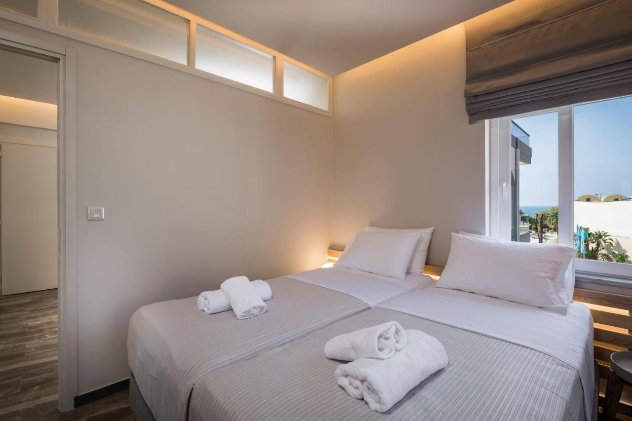 Sun Ray Luxury Apartments Agia Marina Exteriér fotografie