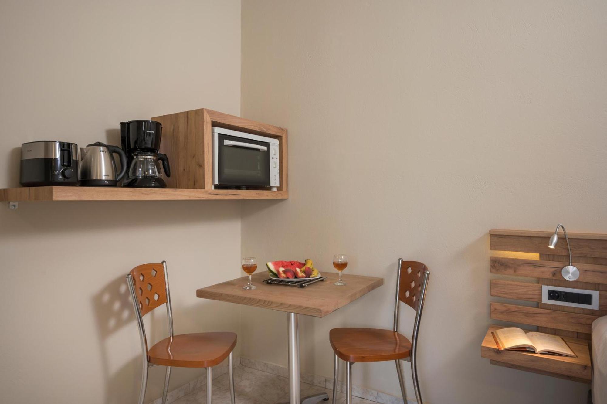 Sun Ray Luxury Apartments Agia Marina Pokoj fotografie